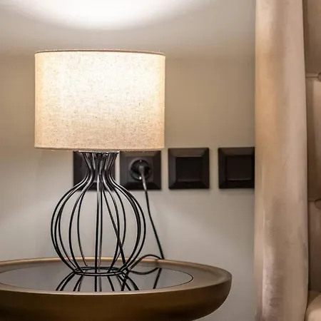 Smaragdi Luxury Jacuzzi Noho Premium Living Appartement *