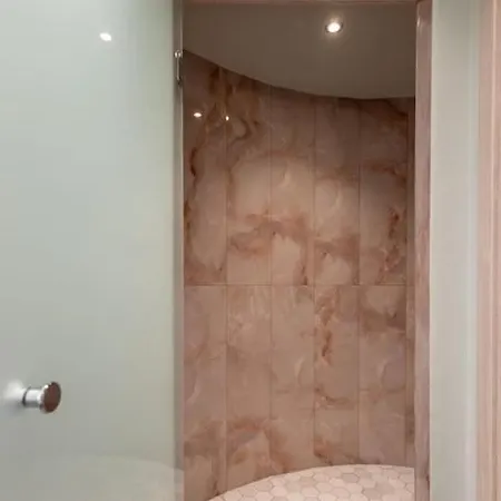 Smaragdi Luxury Jacuzzi Noho Premium Living * Athens