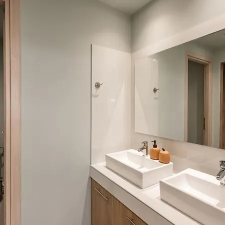 Smaragdi Luxury Jacuzzi Noho Premium Living * Athens