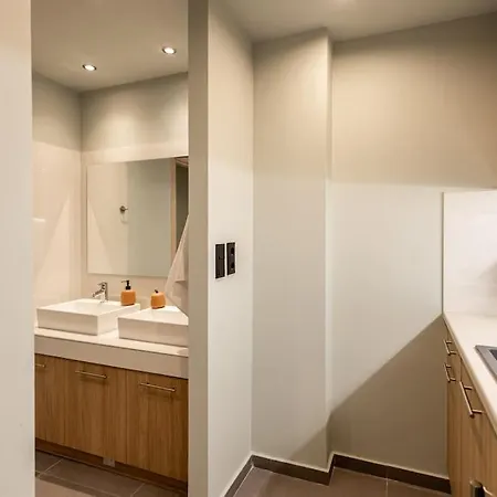 Smaragdi Luxury Jacuzzi Noho Premium Living * Athens