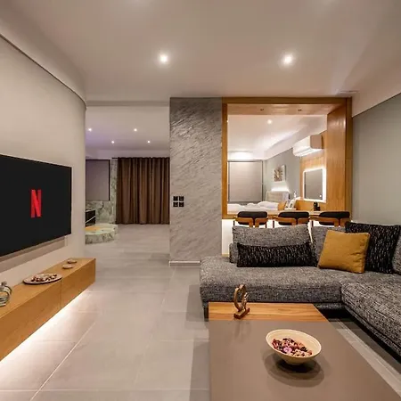 Smaragdi Luxury Jacuzzi Noho Premium Living Apartment *